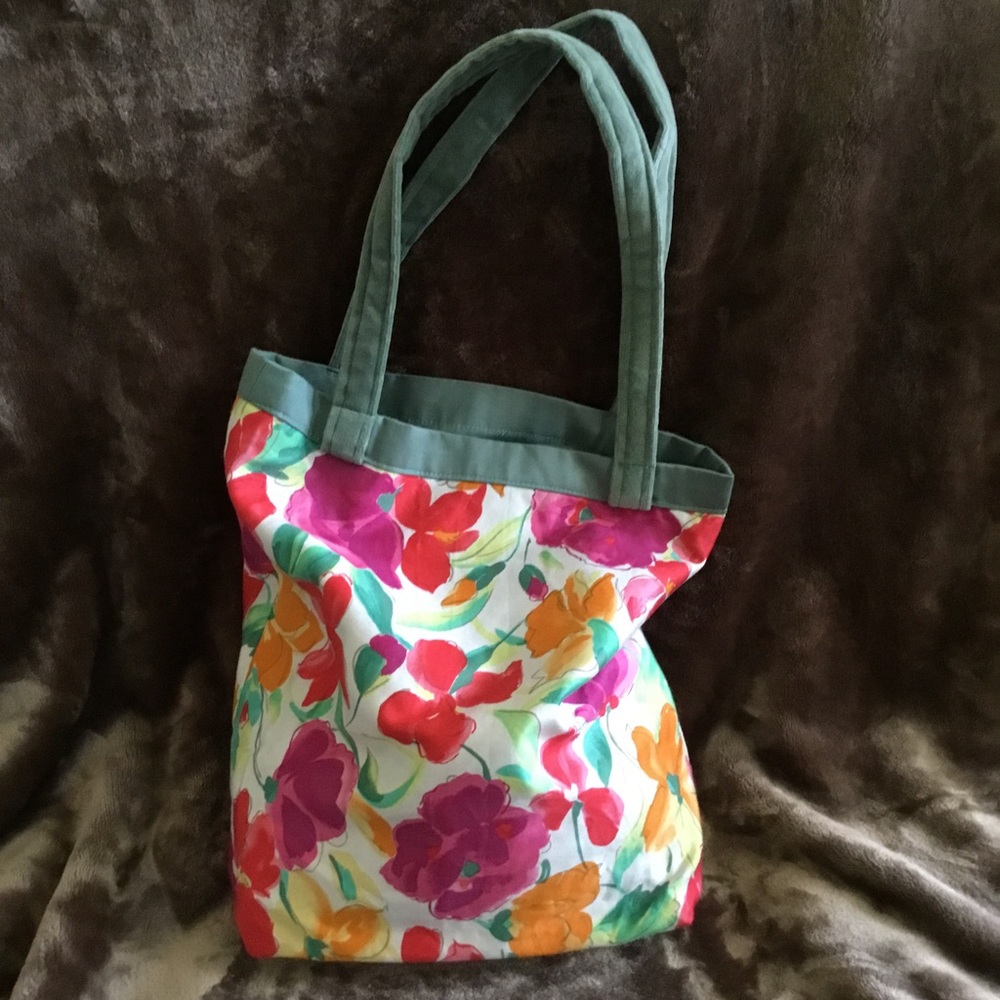 Handmade, lined cotton/velvet tote w/inside pocket. Great for shopping/travel
